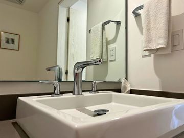OCEAN VIEW - 2BR - 2.5 BTR - OCEANA RESIDENCES - MAMITAS BEACH CLUB - CONCIERGE SERVICE