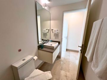 OCEAN VIEW - 2BR - 2.5 BTR - OCEANA RESIDENCES - MAMITAS BEACH CLUB - CONCIERGE SERVICE