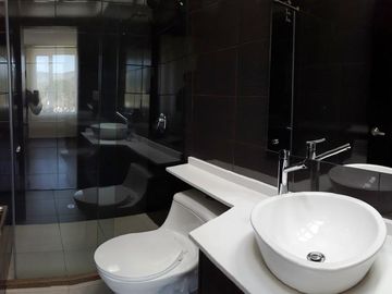 Venta de Duplex, sector El Nacional, zona intervalles, Tumbaco muy cerca a Citimed