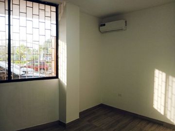 DEPARTAMENTO EN ALQUILER DE 2 HABITACIONES EN KENNEDY NORTE, GUAYAQUIL ECUADOR
