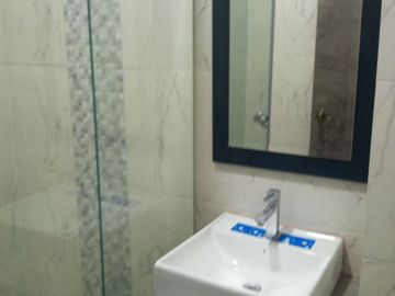 DEPARTAMENTO EN ALQUILER DE 2 HABITACIONES EN KENNEDY NORTE, GUAYAQUIL ECUADOR
