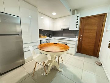 SE VENDE HERMOSO DEPARTAMENTO EN EDIFICIO CHIPANA.