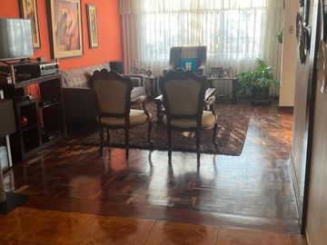 VENDO LINDA CASA EN URBANIZACION PROLONGACION BENAVIDES,SURCO