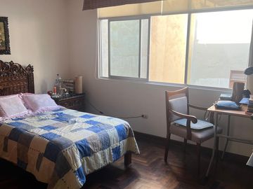 VENDO LINDA CASA EN URBANIZACION PROLONGACION BENAVIDES,SURCO