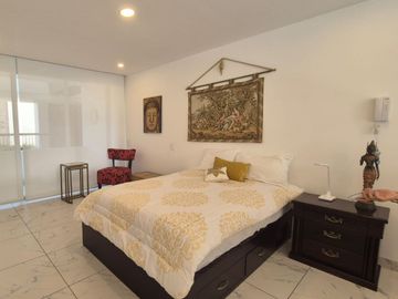 En Cumbayá de venta Moderno Dúplex con espectacular vista al Ilaló.