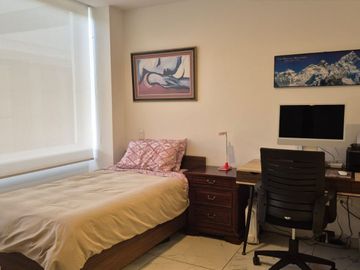 En Cumbayá de venta Moderno Dúplex con espectacular vista al Ilaló.
