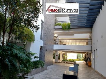 En Cumbayá de venta Moderno Dúplex con espectacular vista al Ilaló.