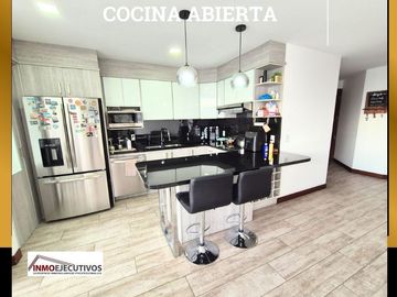 Departamento de venta en el corazón de Cumbayá.