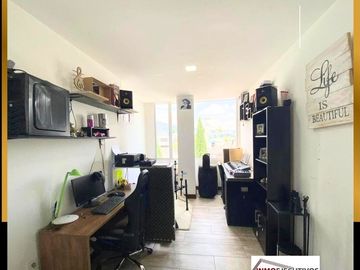 Departamento de venta en el corazón de Cumbayá.