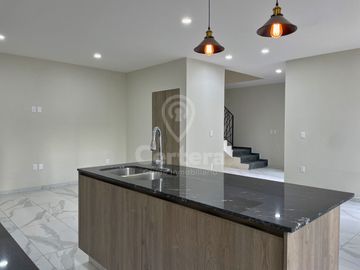 Casa Nueva en Venta en Capital Norte / Valle Imperial, Zapopan Jalisco