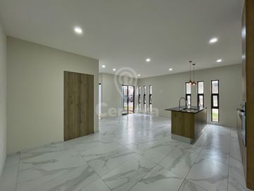 Casa Nueva en Venta en Capital Norte / Valle Imperial, Zapopan Jalisco