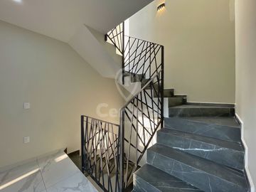 Casa Nueva en Venta en Capital Norte / Valle Imperial, Zapopan Jalisco