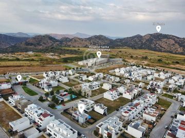 Casa Nueva en Venta en Capital Norte / Valle Imperial, Zapopan Jalisco