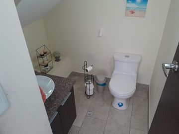 VENTA CASA SECTOR POMASQUI