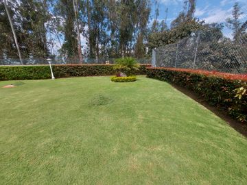 CASA DE VENTA. CUMBAYÁ. San Juan alto.