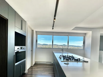 Departamento de Lujo en Cumbres del Lago
