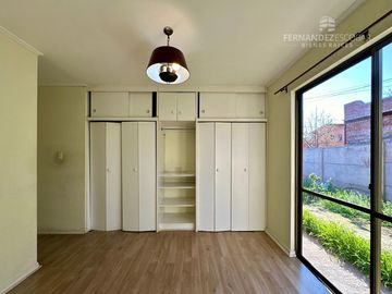 SAN FELIPE - VENDE CASA DOS PISOS 2D 3B COND. NALCAHUE
