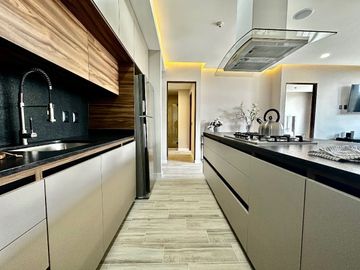 Departamento con acabados premium en La Vista