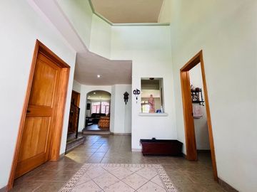 Casa con estilo colonial en San Francisco, Juriquilla