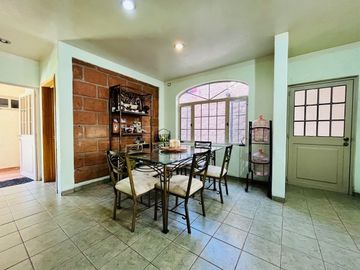 Casa con estilo colonial en San Francisco, Juriquilla