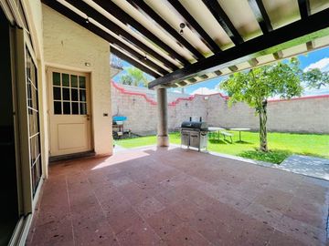 Casa con estilo colonial en San Francisco, Juriquilla
