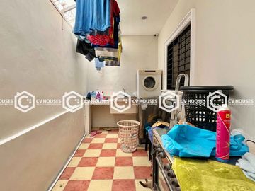 3-BEDROOM BUNGALOW WITH A GENEROUS GARDEN – A TRUE HIDDEN GEM