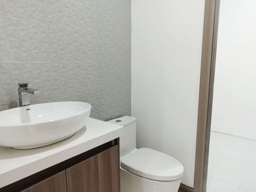 EN VENTA SUITE A ESTRENAR / SANGOLQUÍ, COLIBRÍ