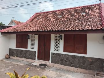 House for sale near kraton jogjakarta mantrijeron Jogjakarta