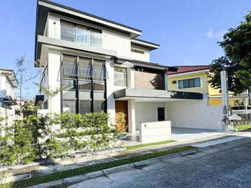 Verdana Homes 4-Bedroom 4BR House and Lot for Sale in Laguna