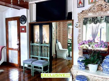 🏡 Classic Contemporary Home with Spanish-Inspired Colonial Style 🏡