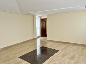 CASA DE VENTA A ESTRENAR EN CARCELÉN