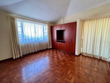 CASA DE VENTA A ESTRENAR EN CARCELÉN