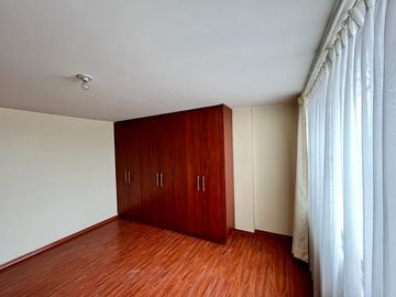 CASA DE VENTA A ESTRENAR EN CARCELÉN
