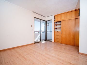 SE VENDE HERMOSA CASA EN COND. PLAYA LA PORTADA.