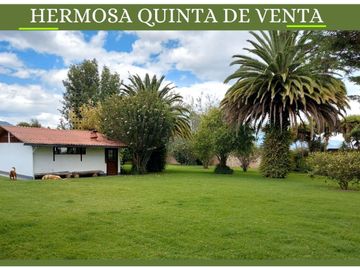 Espectacular Quinta dentro de la Lotización San Francisco de Pifo.