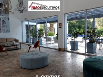 En Cumbayá de venta Moderno Departamento con espectacular vista al Ilaló.