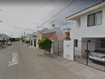Venta de casa en Virreinato 13 Colonia: Colonial Alcaldía / Mpio: Guanajuato Ciudad: Guanajuato
