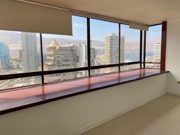 SE VENDE DEPARTAMENTO EN EDIFICIO ROYAL MARINE.