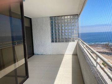 SE VENDE DEPARTAMENTO EN EDIFICIO ROYAL MARINE.
