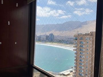 SE VENDE DEPARTAMENTO EN EDIFICIO ROYAL MARINE.