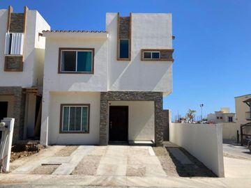 Casa en venta, acceso controlado, áreas comunes, San José del Cabo