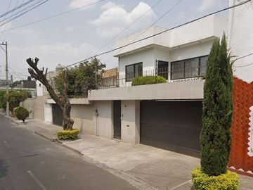 Venta de casa en Claveria Azcapotzalco