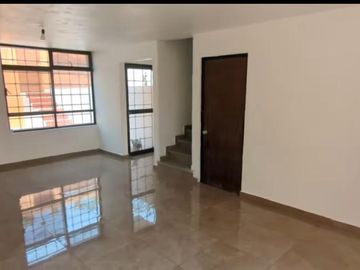 Casa en venta Lomas de Cortes con jardin