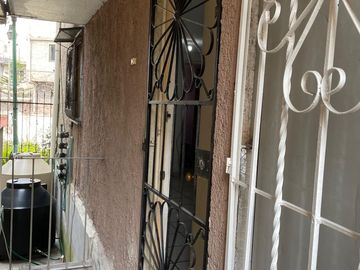 Departamento PB cerca Metro y Mercado Culhuacan Iztapalapa