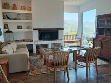 Casa en venta en en Alta Vista a pocos minutos de la Laguna de Zapallar