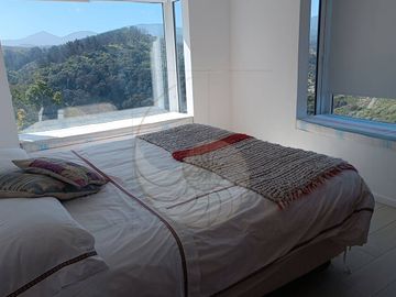 Casa en venta en en Alta Vista a pocos minutos de la Laguna de Zapallar