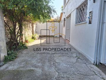 Casa en venta Isabel Riquelme San Joaquín 4dormitorios 4baños 3 estacionamientos $180.000.000