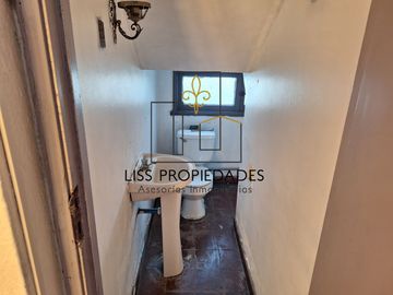 Casa en venta Isabel Riquelme San Joaquín 4dormitorios 4baños 3 estacionamientos $180.000.000
