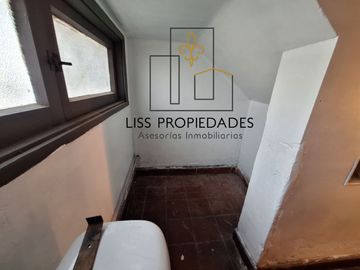 Casa en venta Isabel Riquelme San Joaquín 4dormitorios 4baños 3 estacionamientos $180.000.000