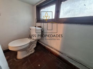 Casa en venta Isabel Riquelme San Joaquín 4dormitorios 4baños 3 estacionamientos $180.000.000